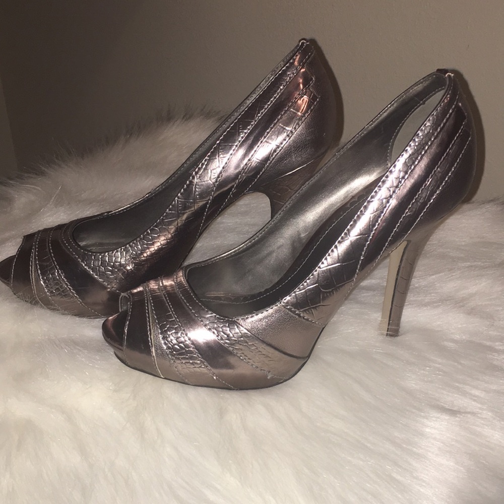 Platinum pumps